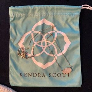 Kendra Scott necklace